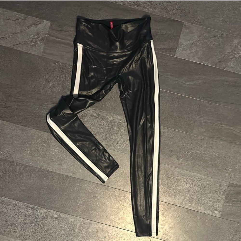 SPANX Faux Leather Leggings Tummy Control with Side Stripe L - Picture 4 of 7